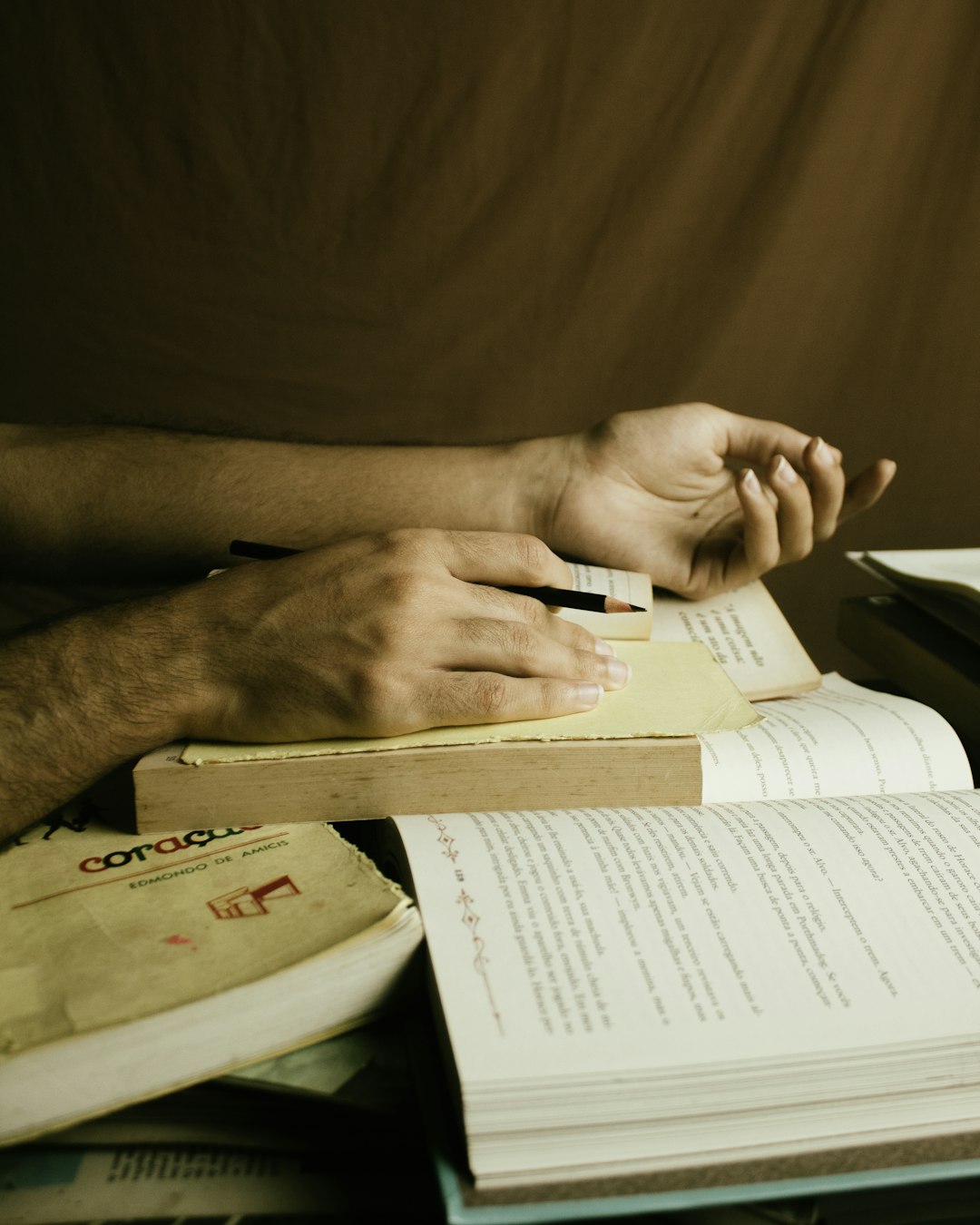 tutor for reading and writing